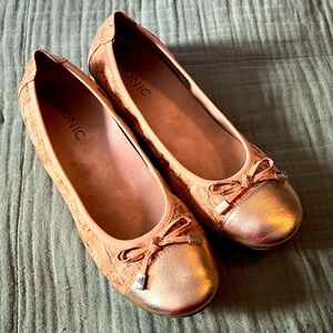 Vionic Minna ballet flats